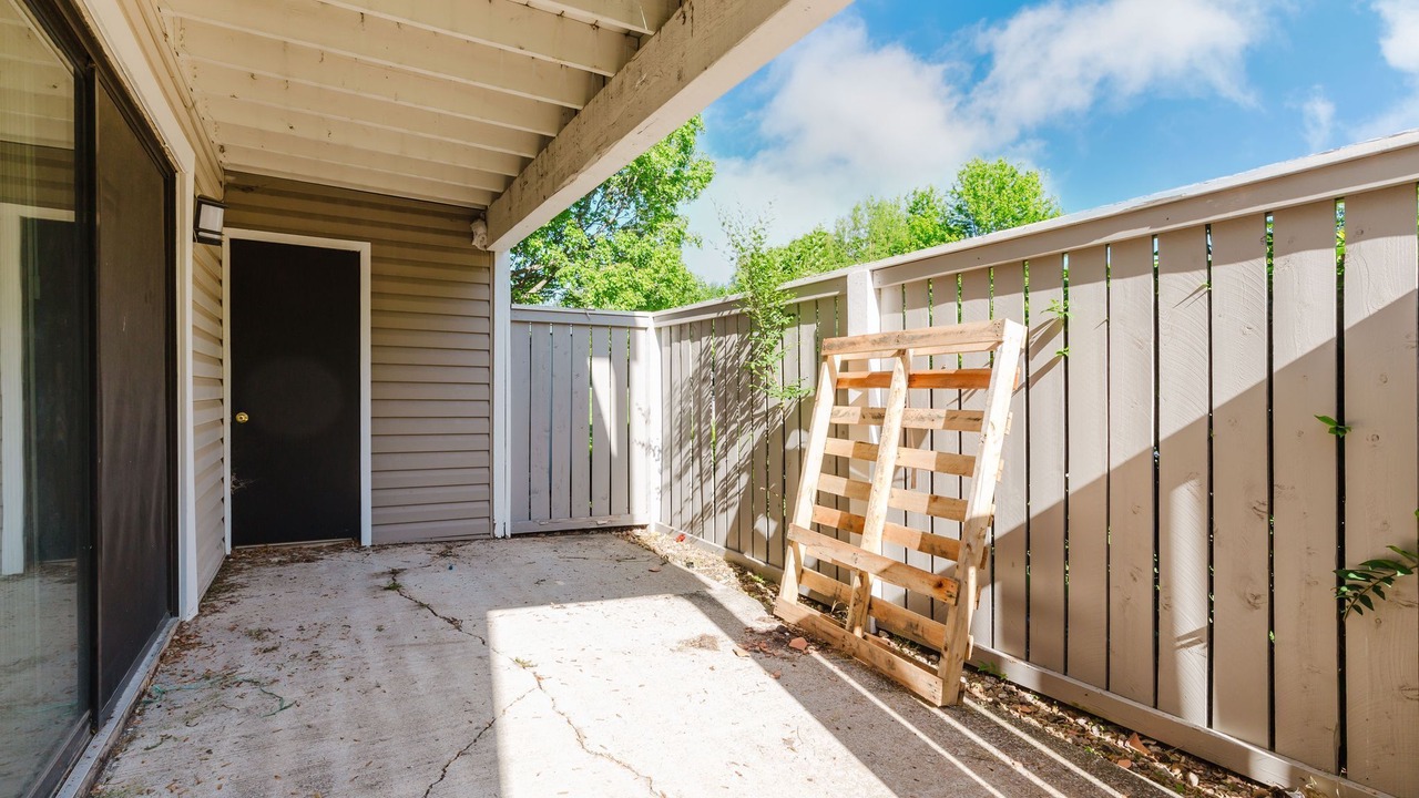 Photo of Patio Balcony in Lenexa