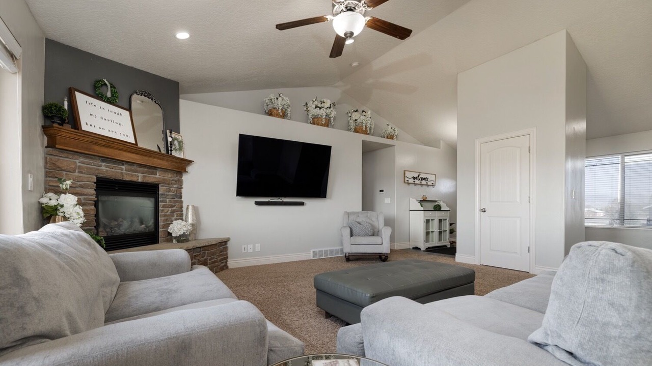 Photo of Livingroom in Naples