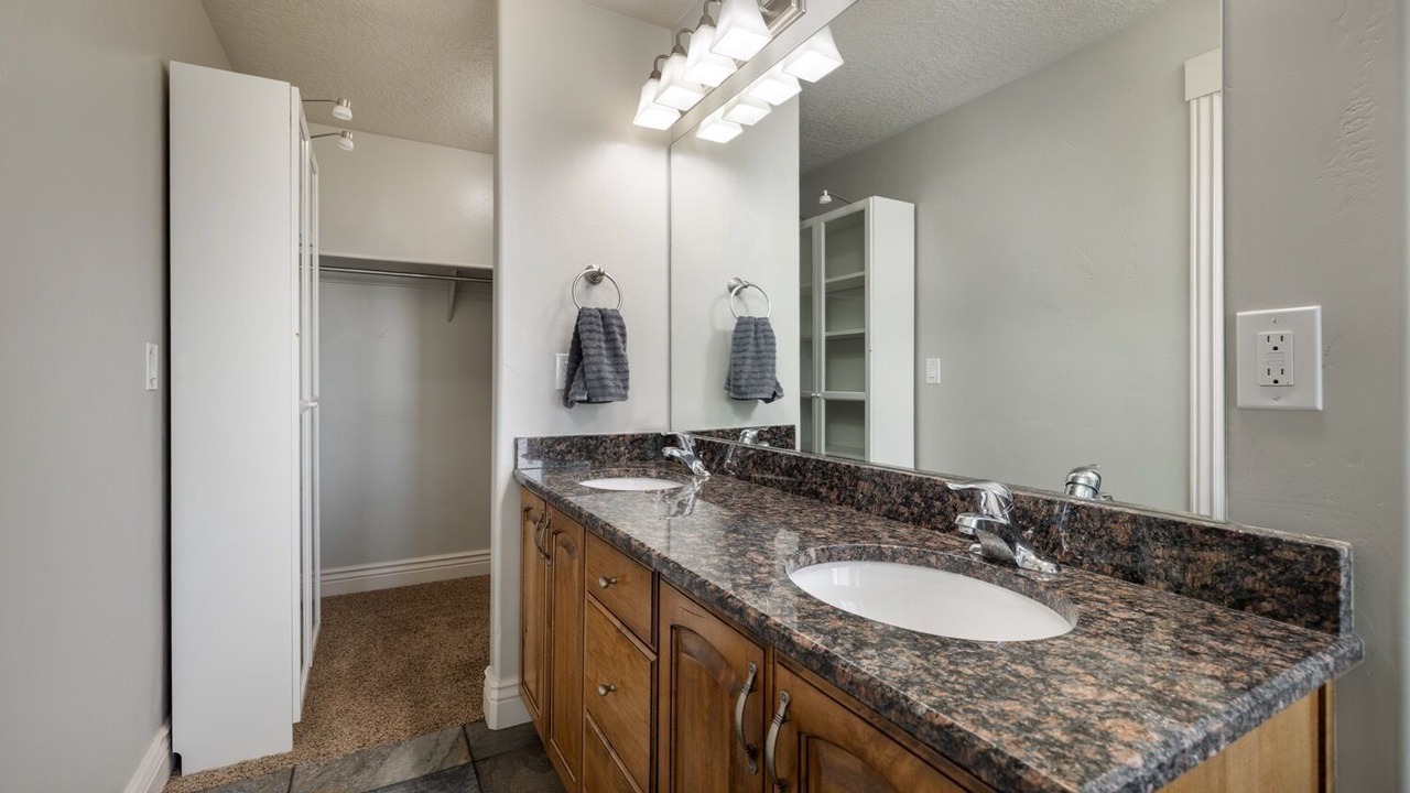 Photo of Bathroom in Naples
