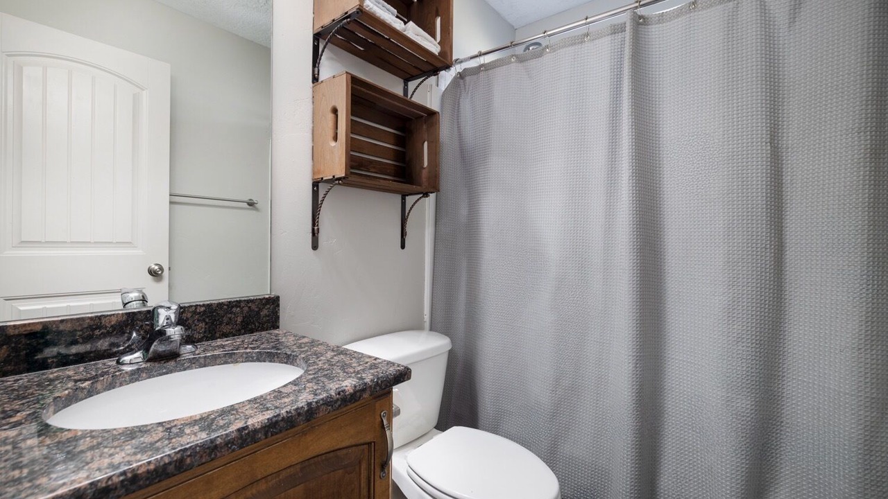 Photo of Bathroom in Naples