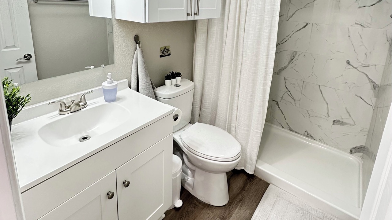 Photo of Bathroom in Dupont