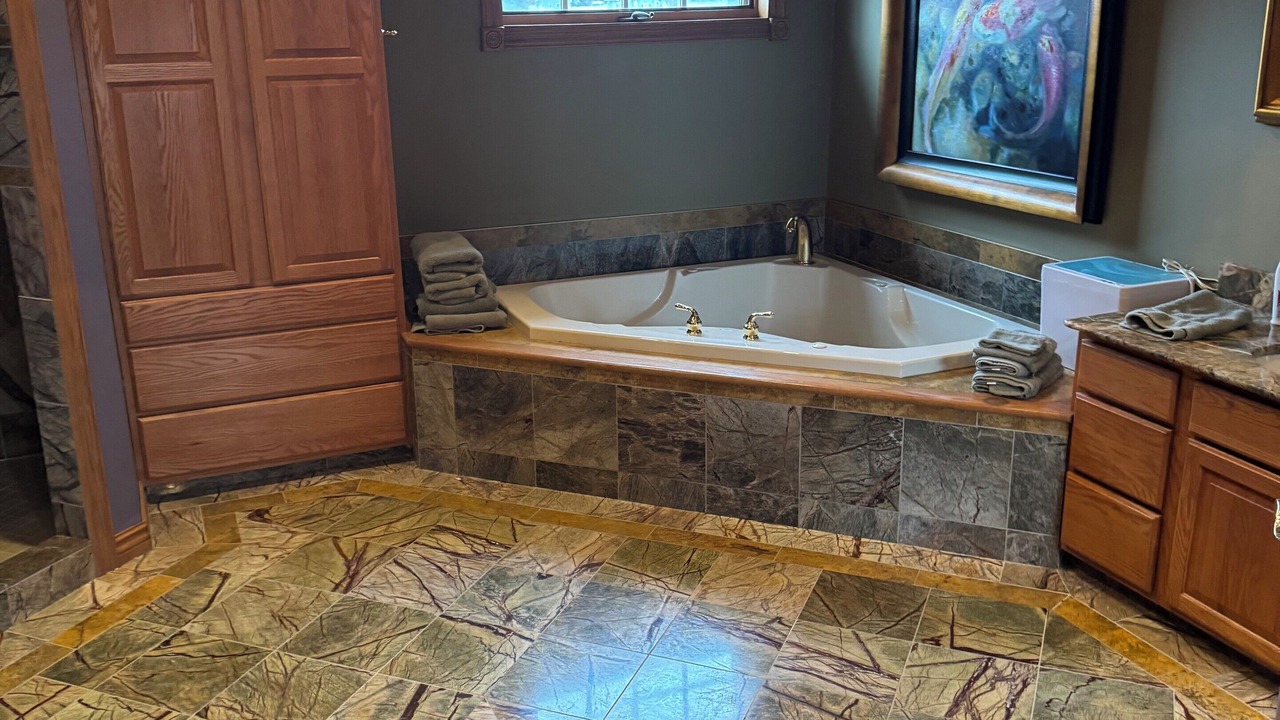 Photo of Bathroom in LaPlatte I