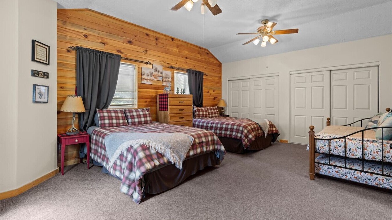 Photo of Bedroom in Meadow View Heights