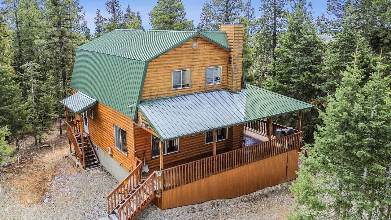 Photo of Outdoor in Meadow View Heights