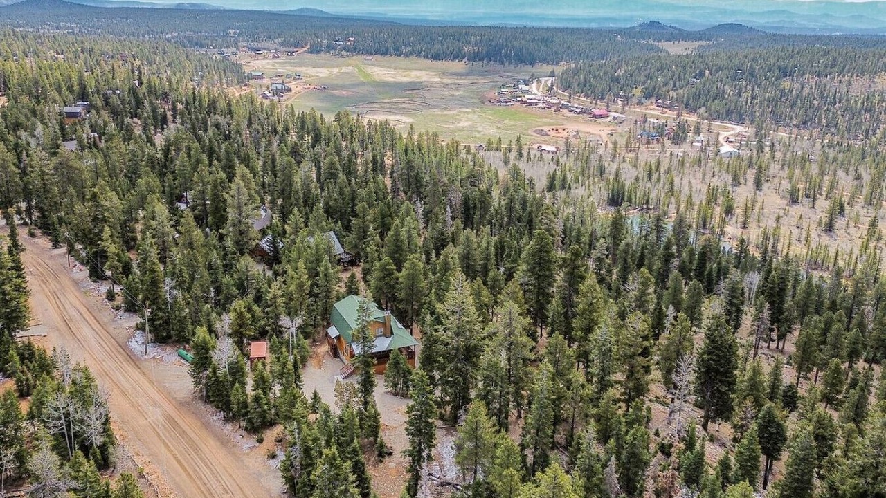 Photo of Outdoor in Meadow View Heights