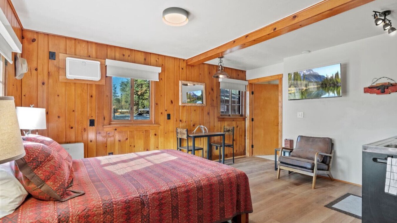 Photo of Bedroom in Colorado Springs