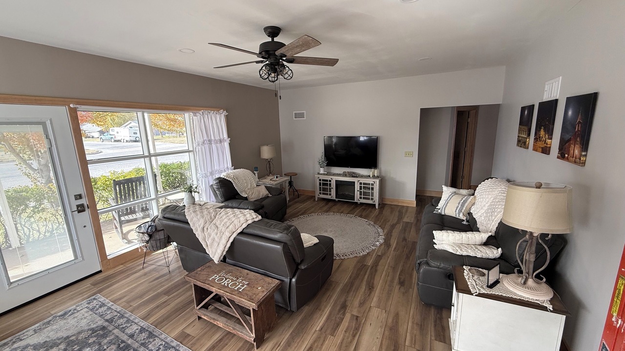 Photo of Livingroom in Wilson