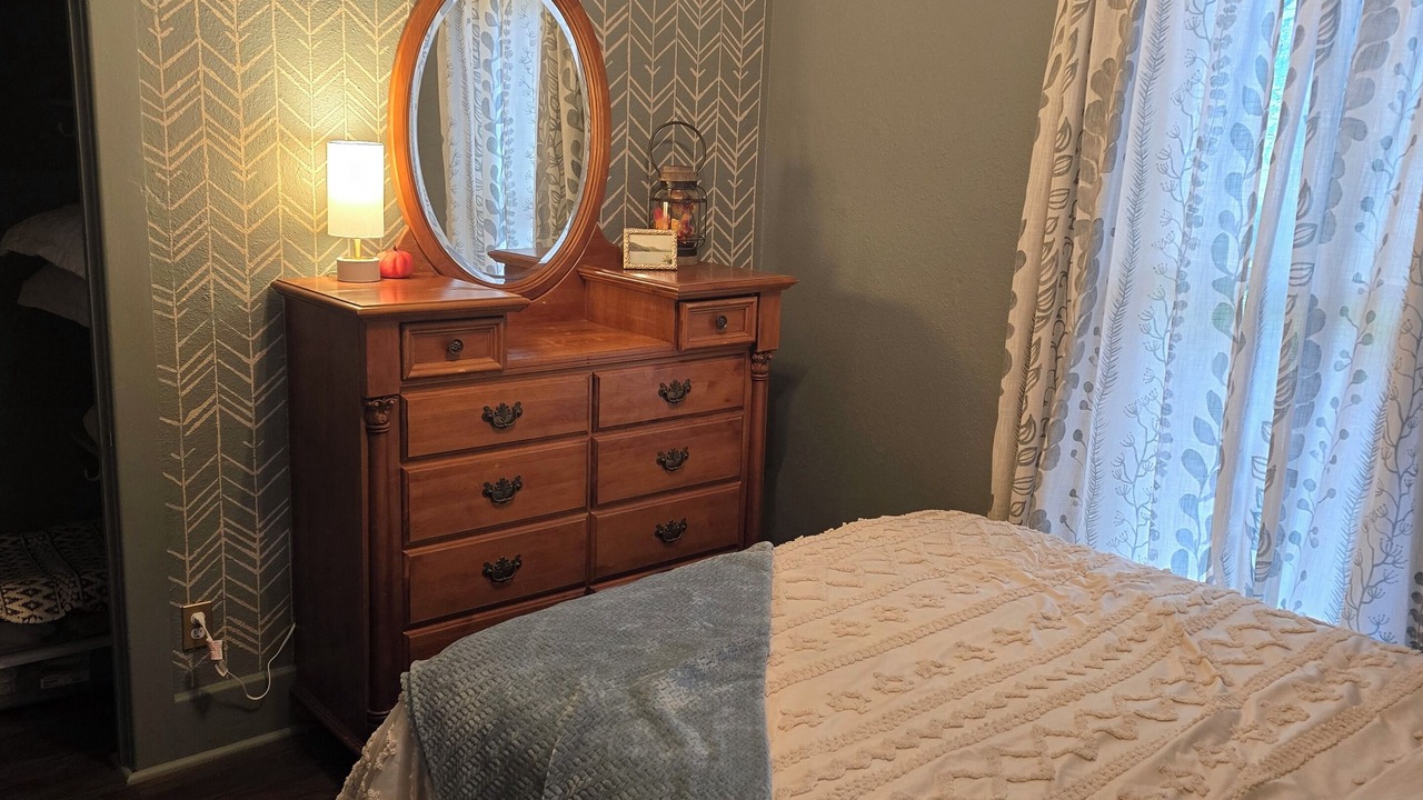 Photo of Bedroom in Herington