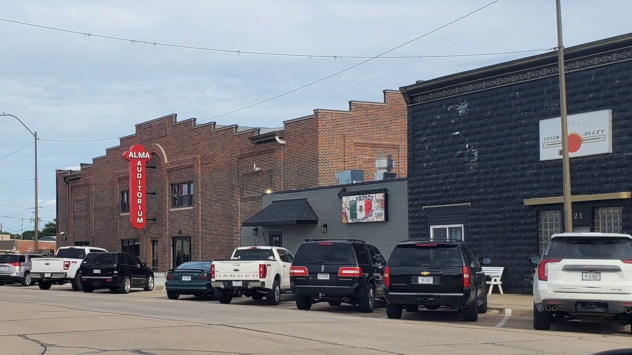 Photo of Others in Alma