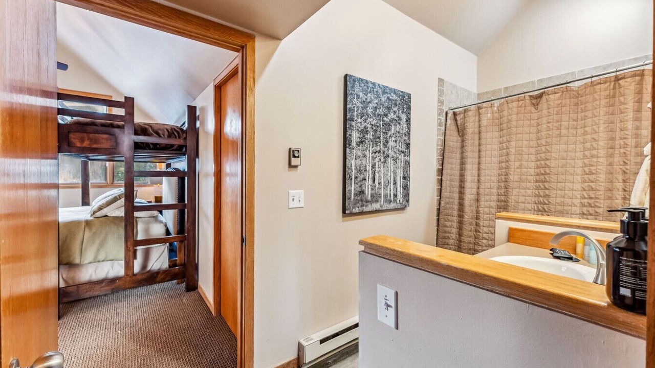 Photo of Bedroom in Keystone