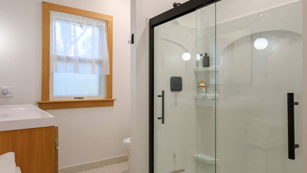 Photo of Bathroom in Elkhorn