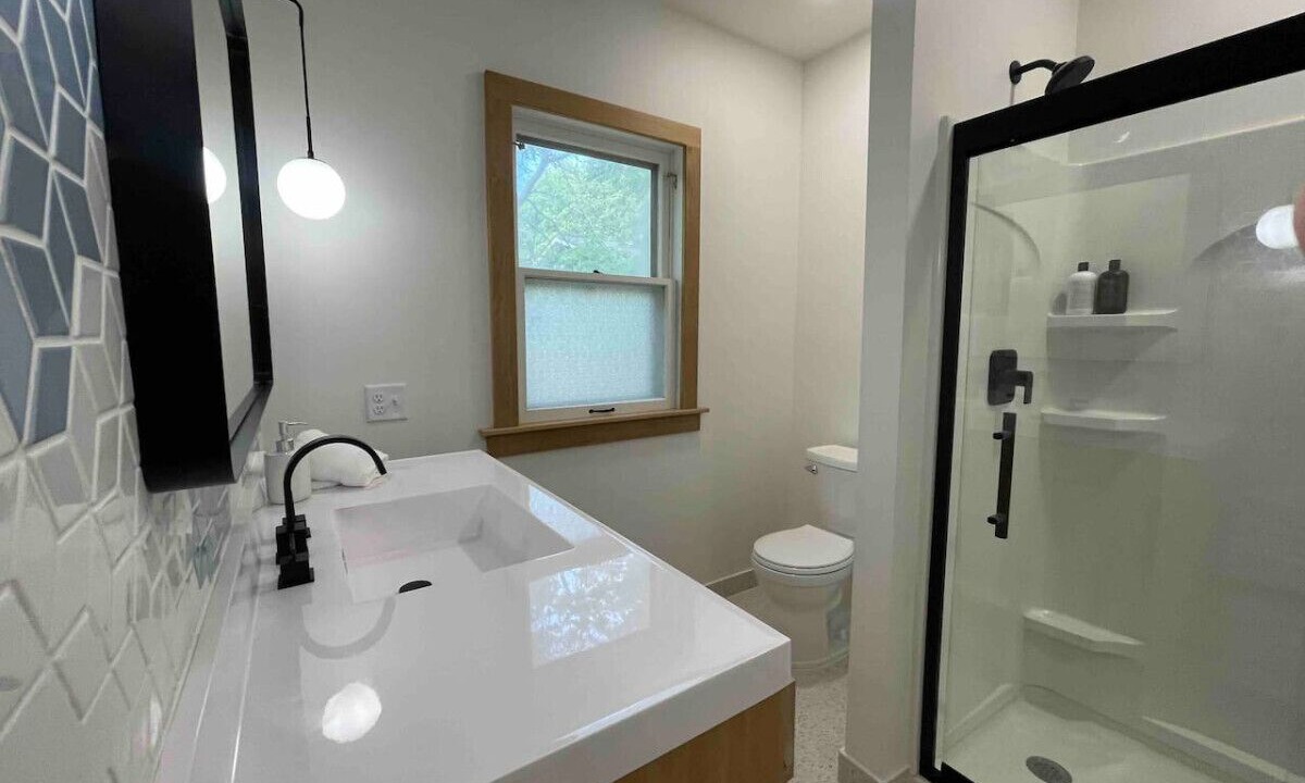 Photo of Bathroom in Elkhorn