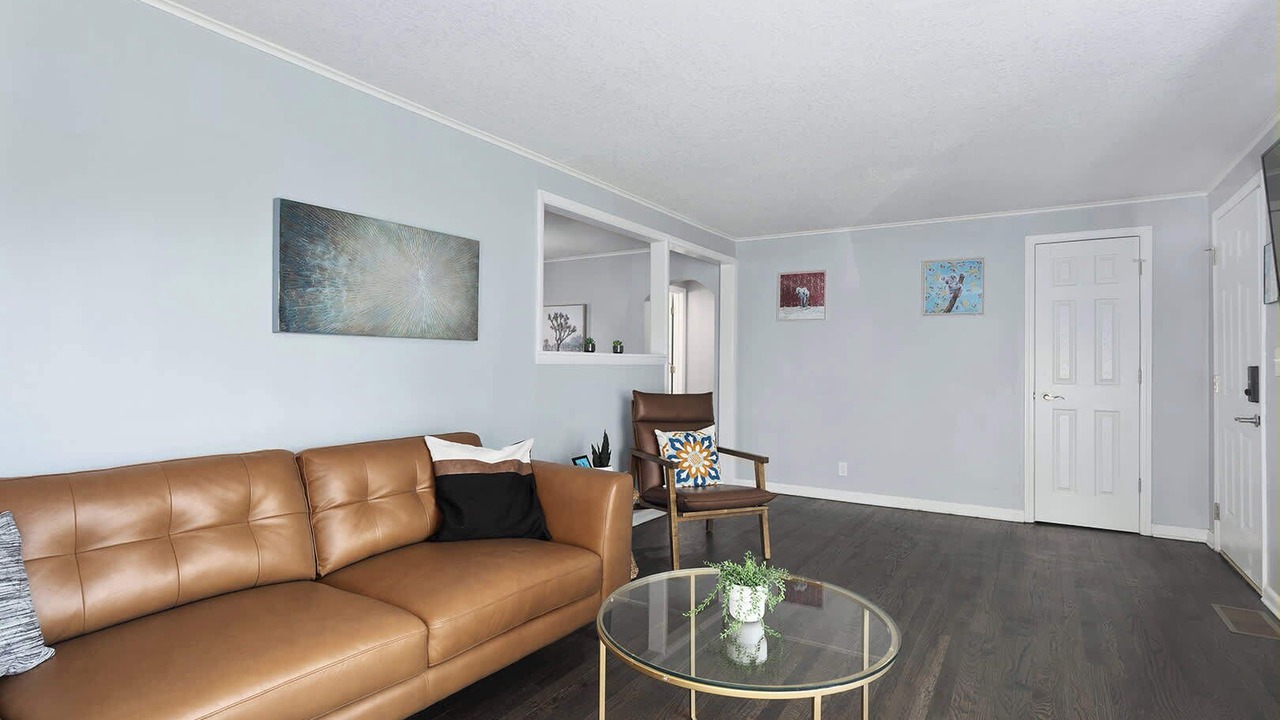 Photo of Livingroom in Shawnee