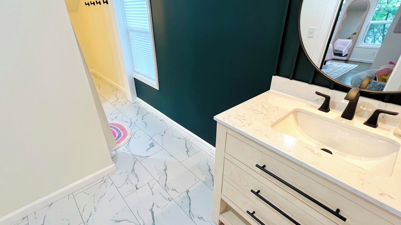 Photo of Bathroom in Lee's Summit