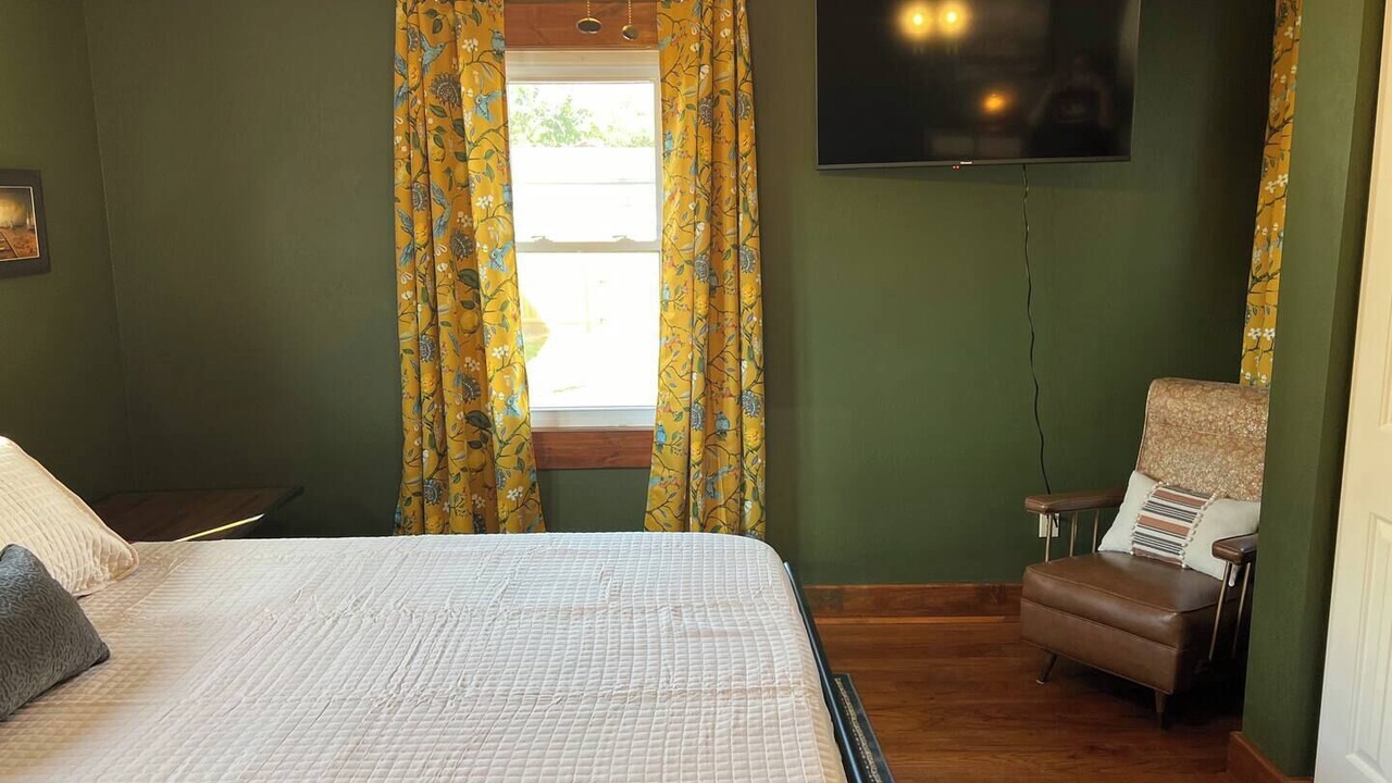 Photo of Bedroom in Woodward