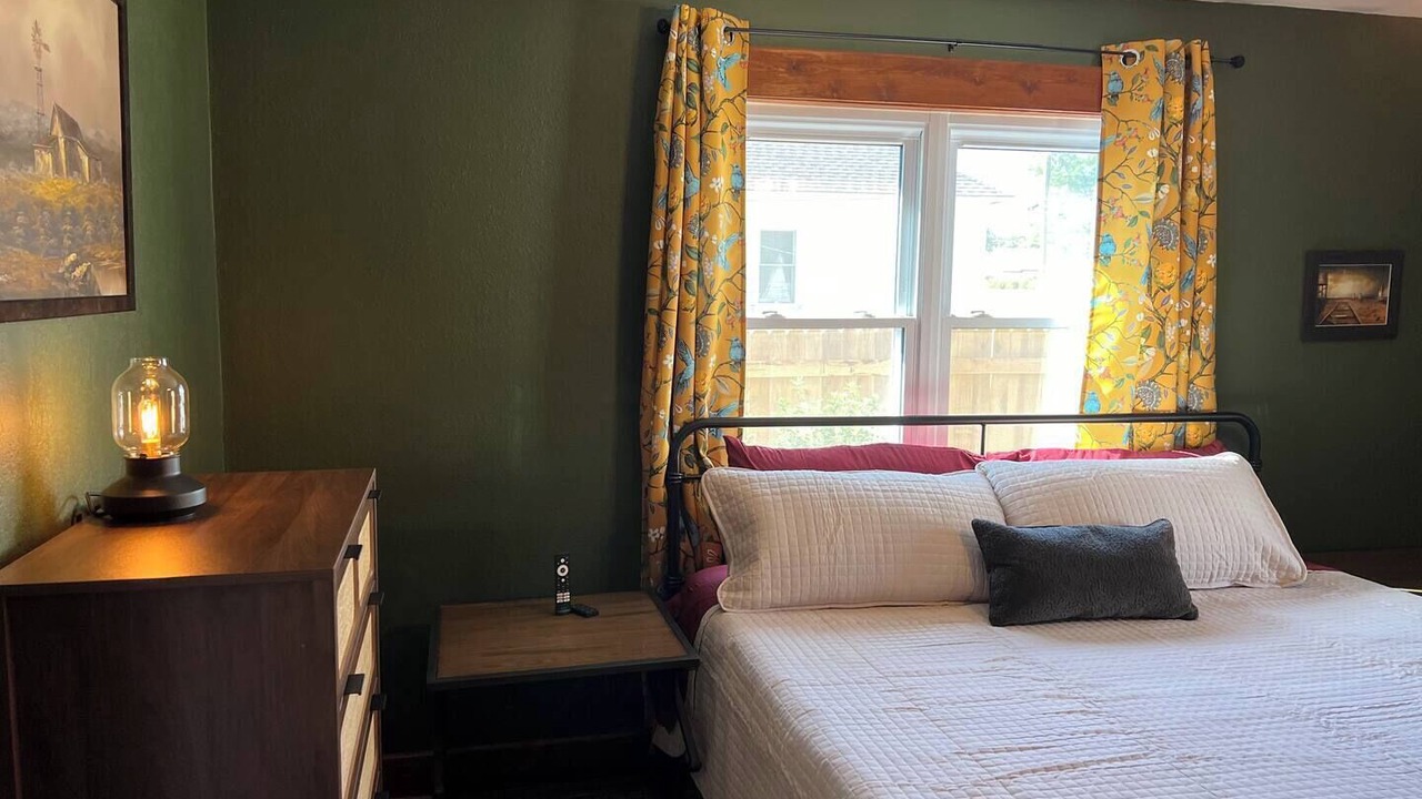 Photo of Bedroom in Woodward