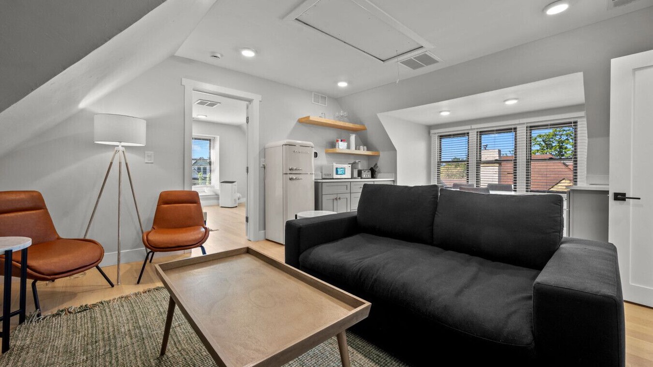 Photo of Livingroom in Baker