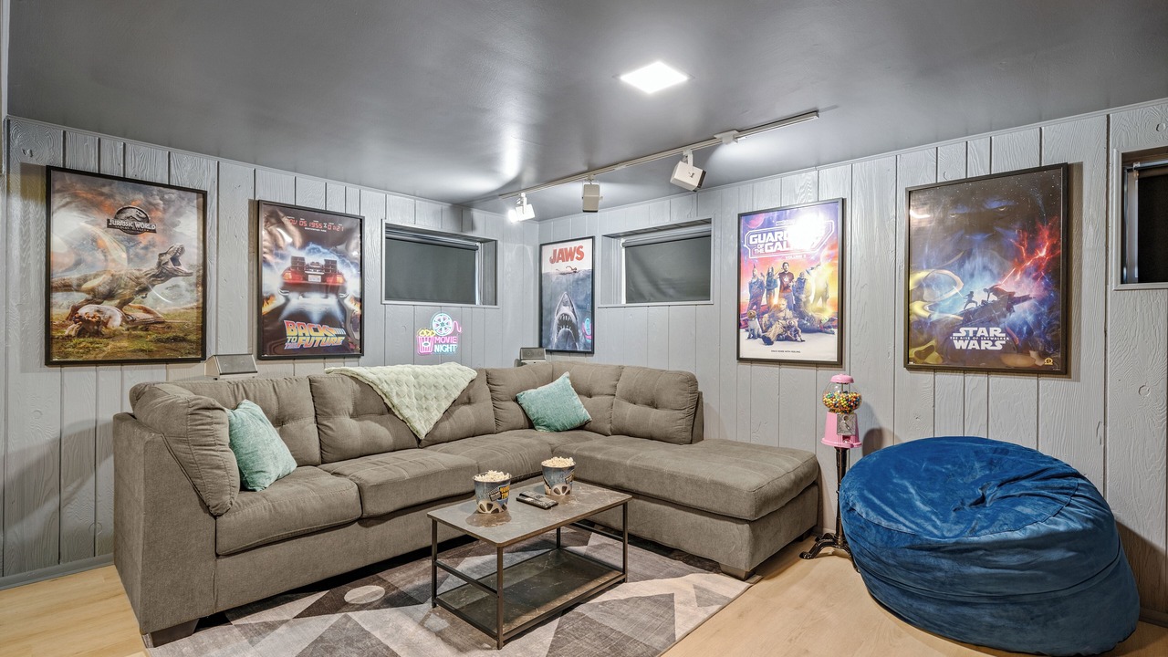 Photo of Livingroom in Shawnee