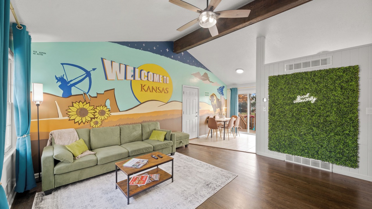 Photo of Livingroom in Shawnee