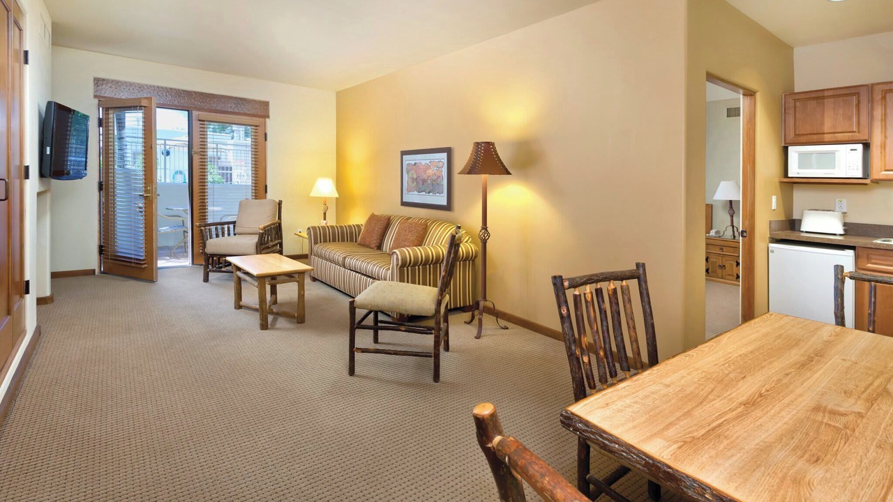 Photo of Livingroom in Taos