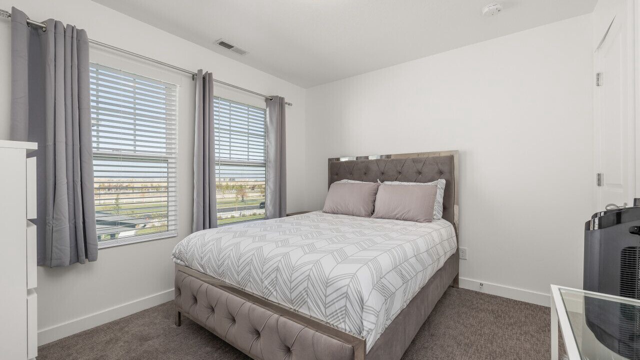 Photo of Bedroom in Daybreak