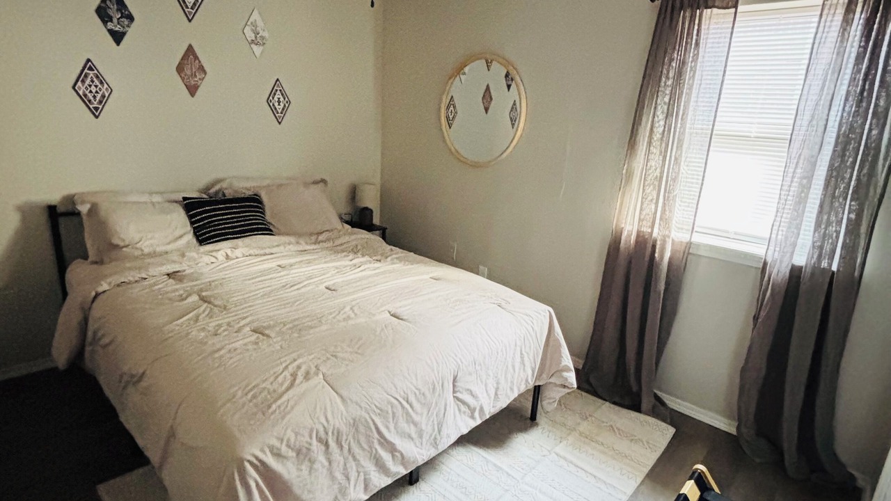 Photo of Bedroom in Cushing