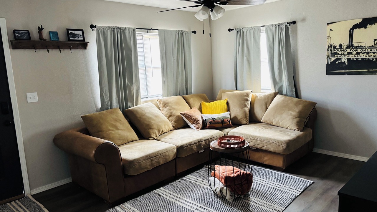 Photo of Livingroom in Cushing
