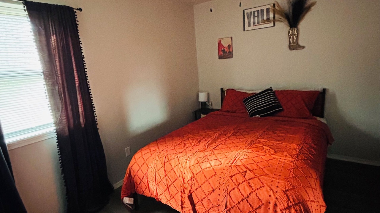 Photo of Bedroom in Cushing