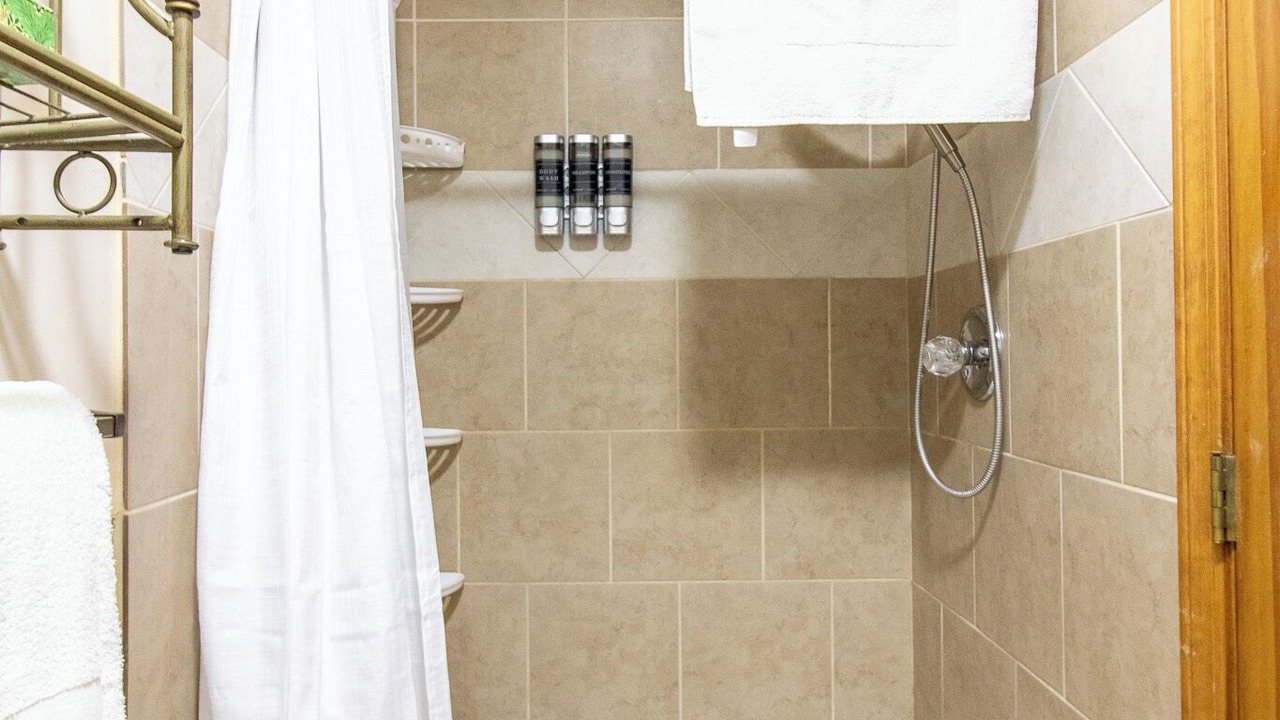 Photo of Bathroom in Lawrence
