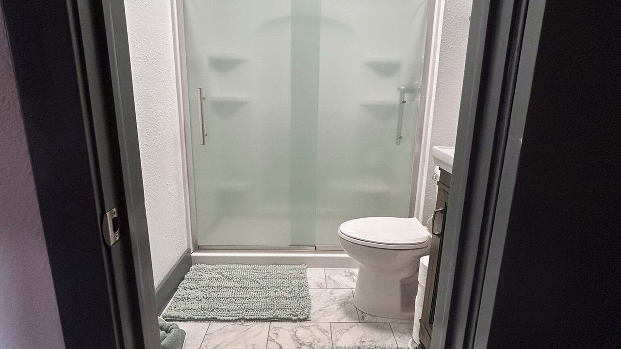 Photo of Bathroom in Mitchell County