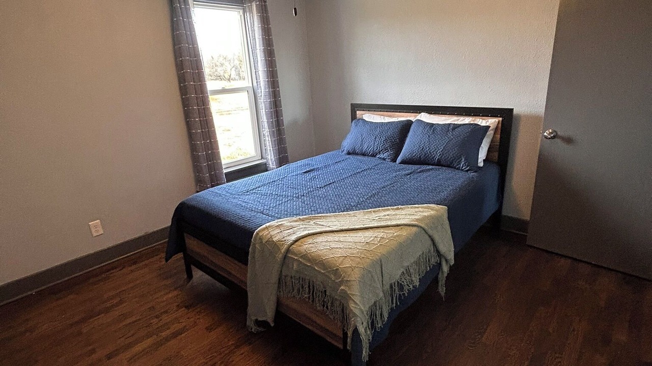 Photo of Bedroom in Mitchell County