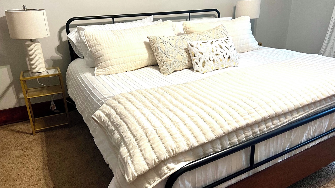 Photo of Bedroom in Salina
