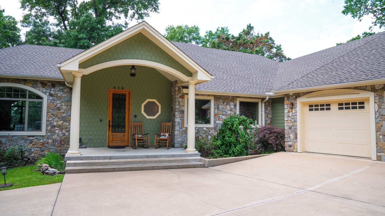 Photo of Outdoor in Grove