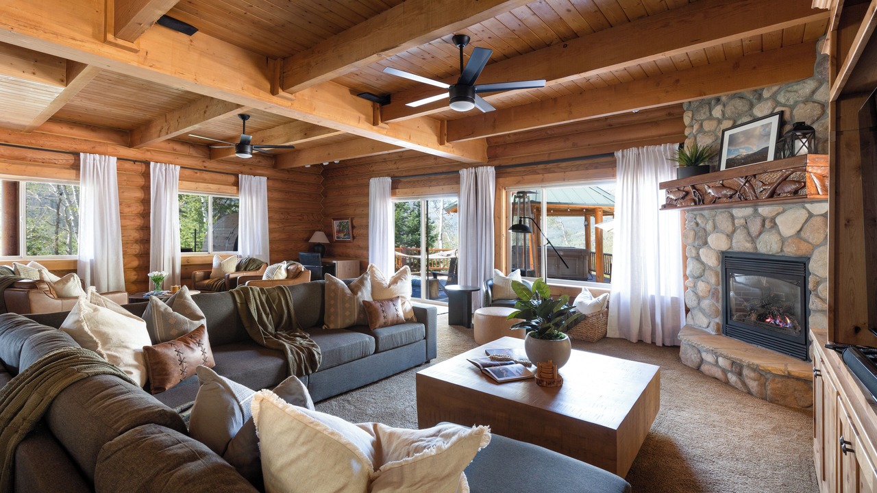 Photo of Livingroom in Kamas