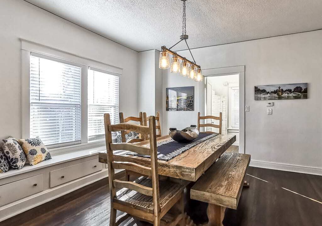 Photo of Bedroom in West Plaza