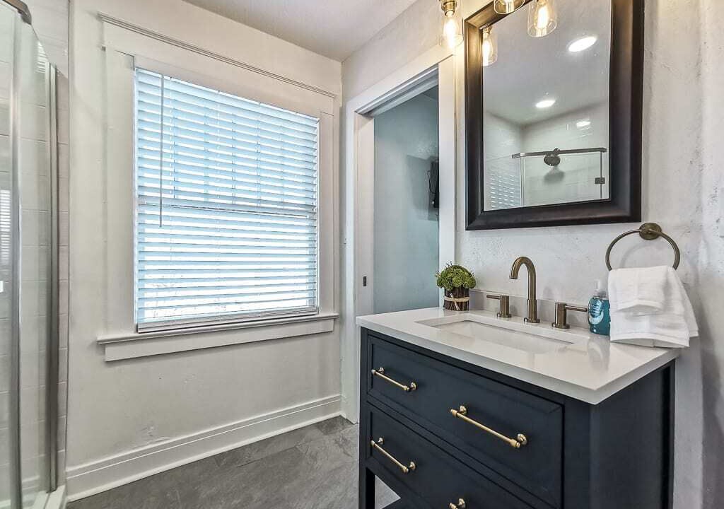 Photo of Bathroom in West Plaza
