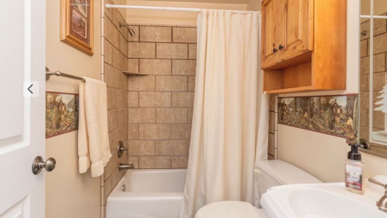 Photo of Bathroom in Wolf Creek