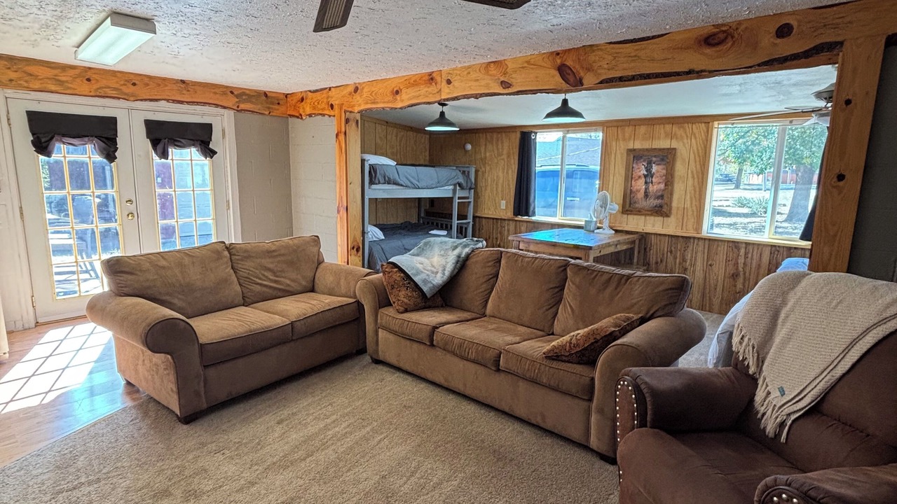 Photo of Livingroom in Ellsworth County