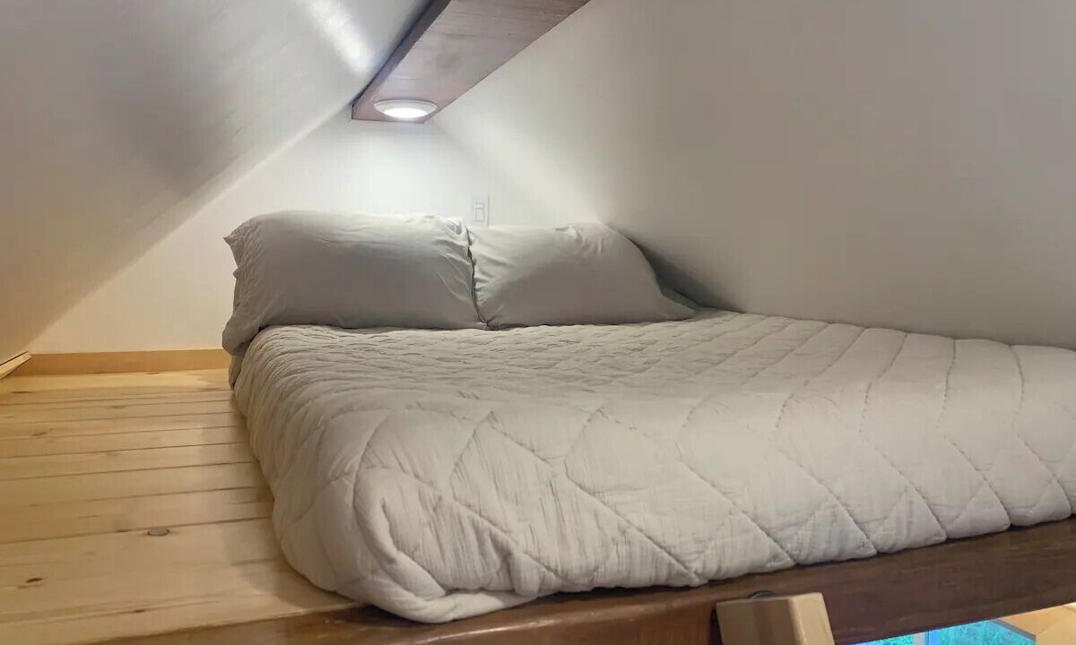 Photo of Bedroom in Walker