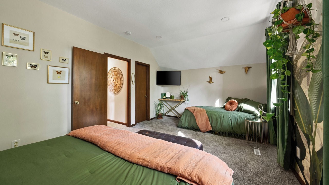 Photo of Bedroom in Merriam