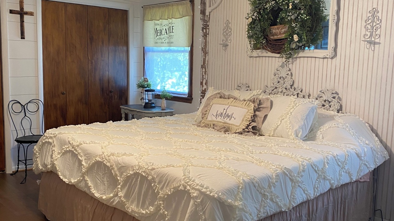 Photo of Bedroom in Girard