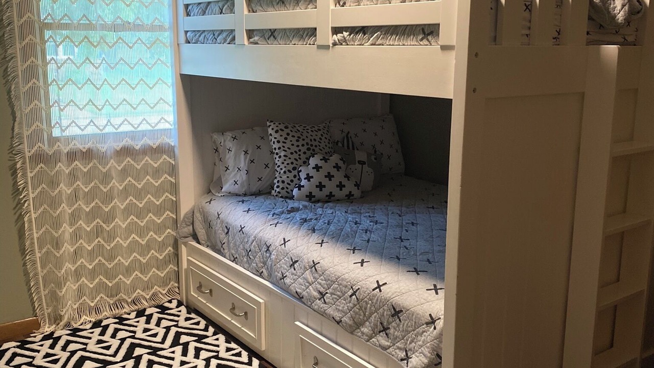 Photo of Bedroom in Girard