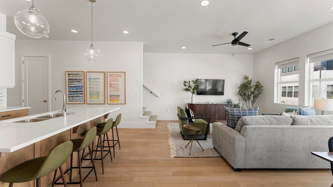 Photo of Livingroom in Bloomington