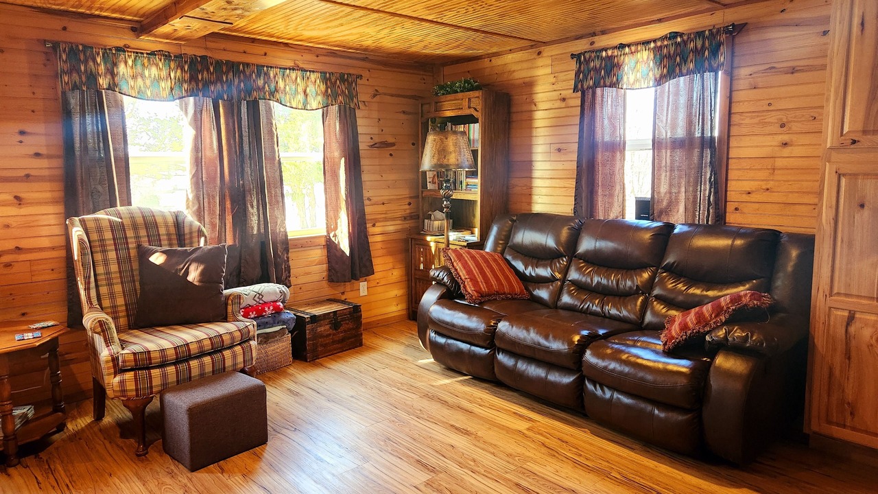 Photo of Livingroom in Payne County