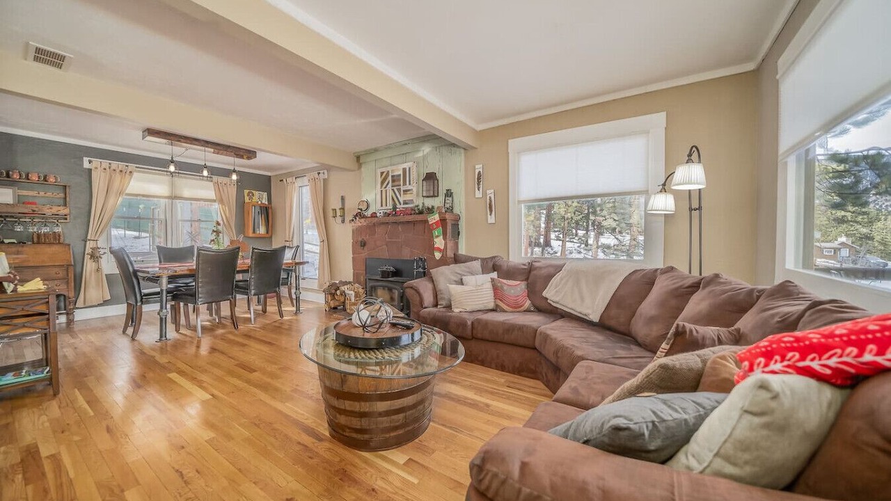 Photo of Livingroom in Estes Park