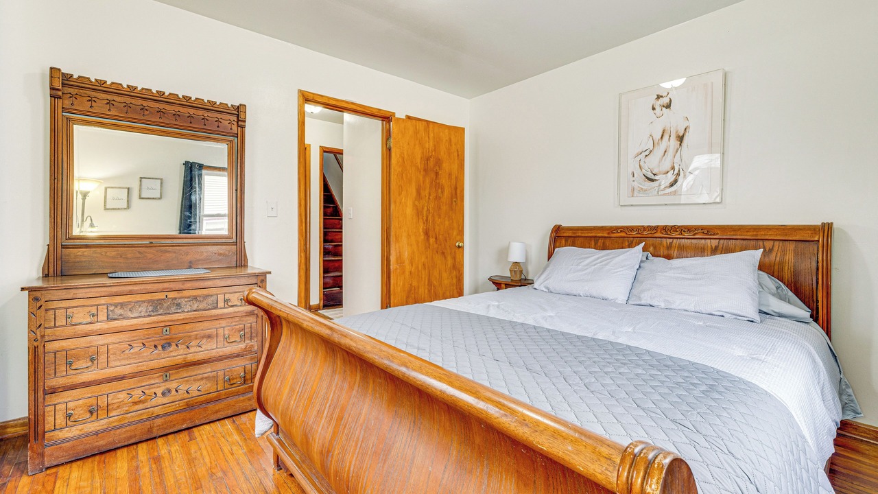 Photo of Bedroom in Lake Mills