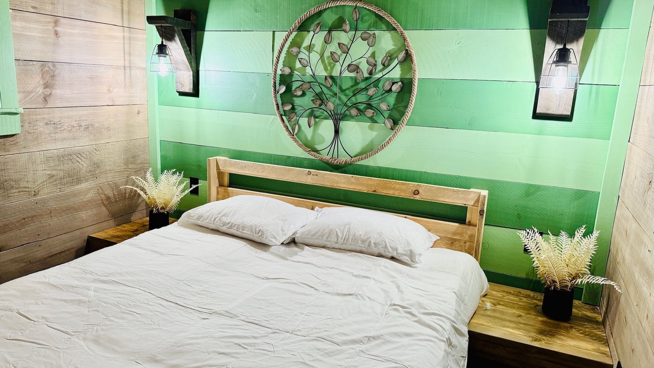 Photo of Bedroom in Ashland