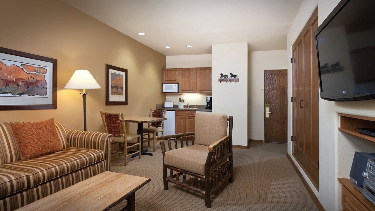 Photo of Livingroom in Taos