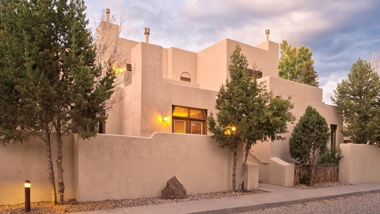 Photo of Others in Taos