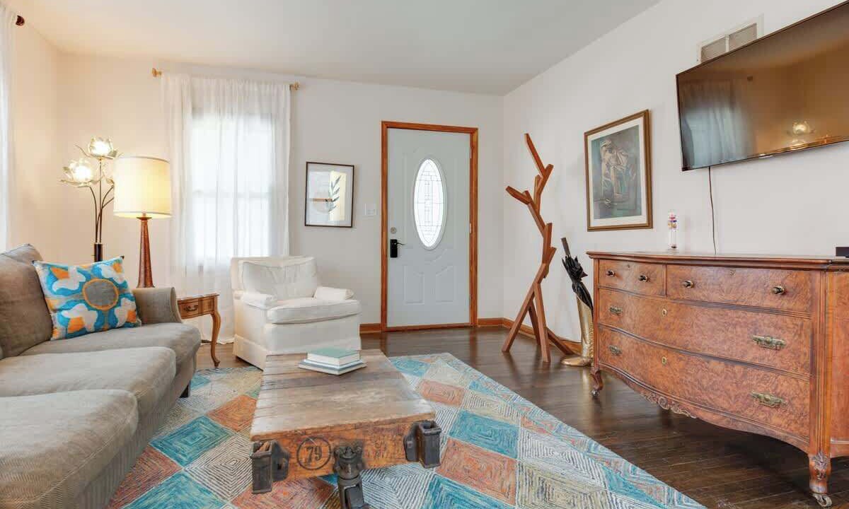 Photo of Livingroom in Kansas City